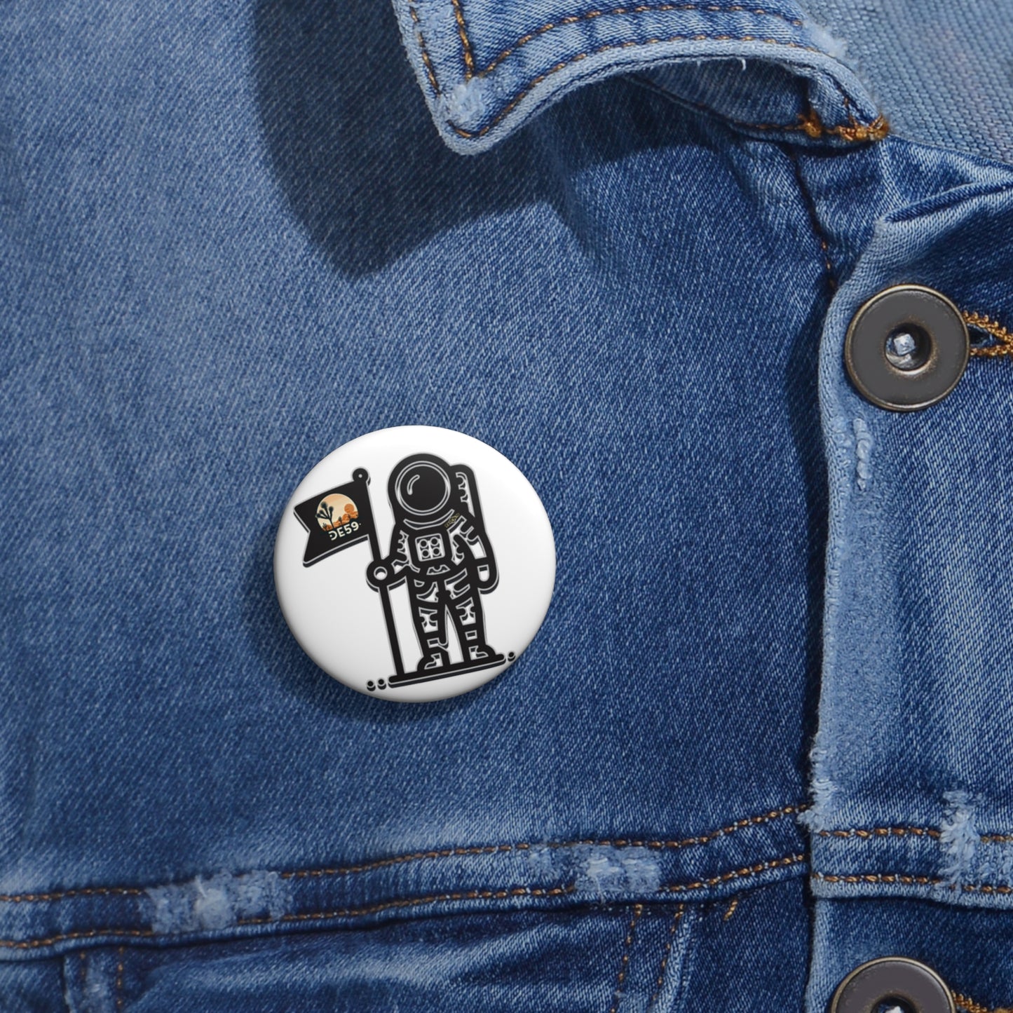 HELLO WORLD Pin Buttons