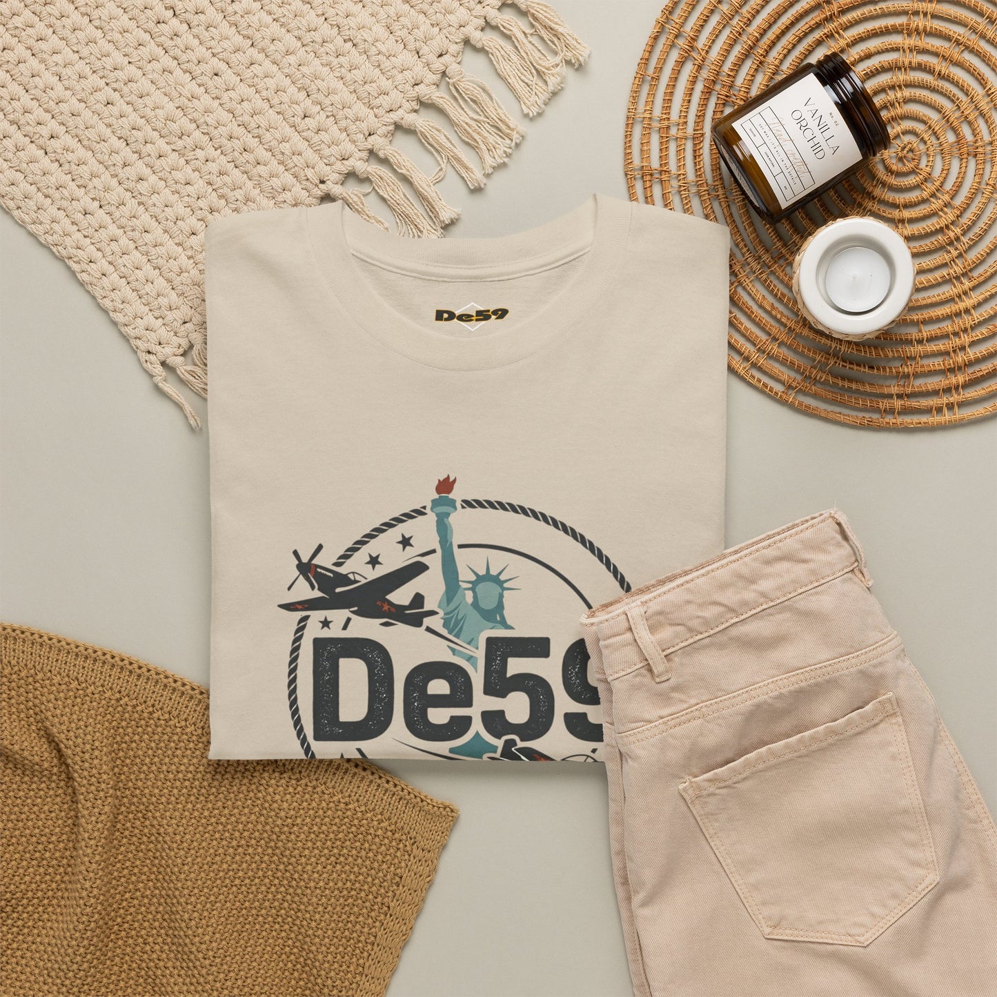 DE59 Aviation Graphic Tee – Statue of Liberty & Star Travel T-Shirt