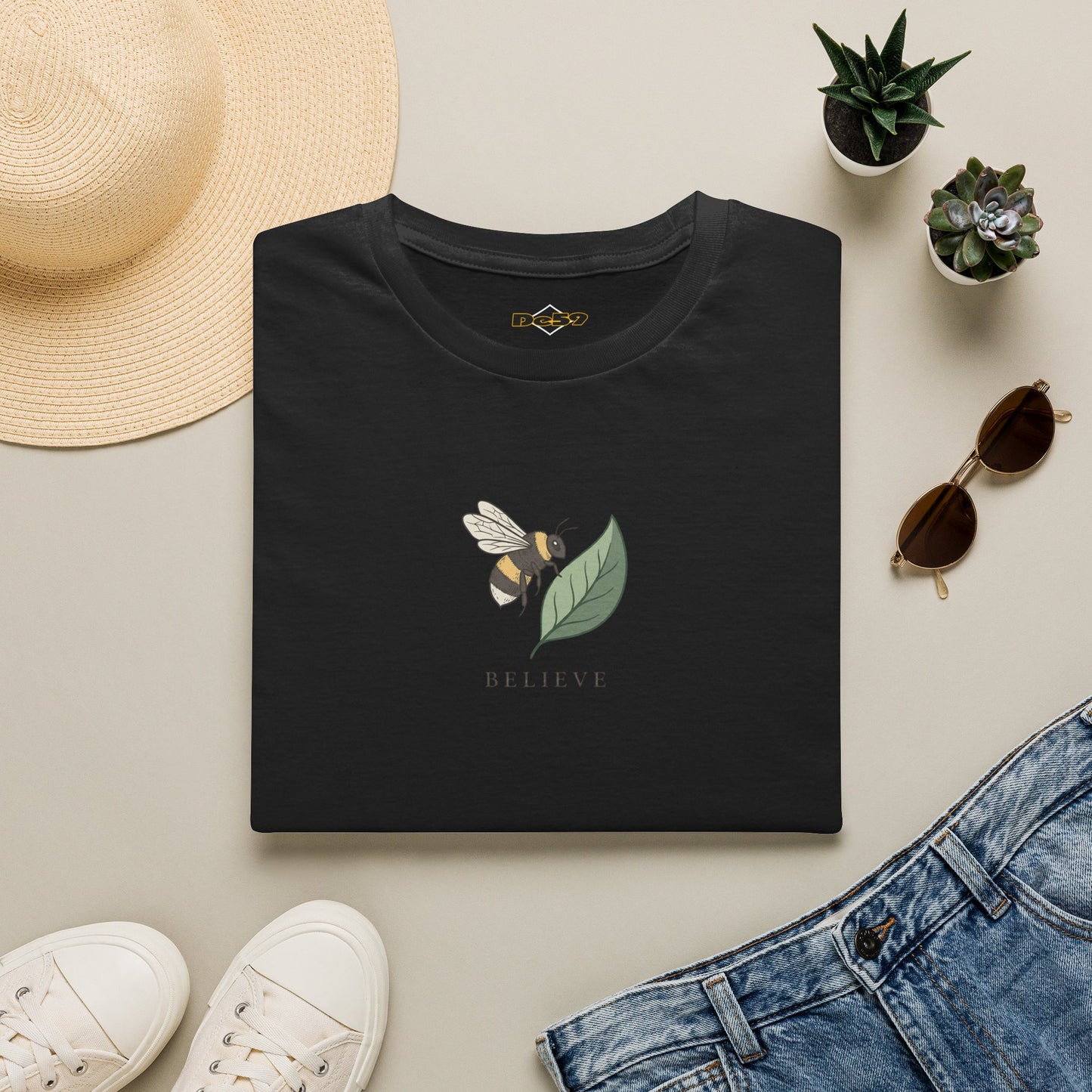Bee 'Believe'— Minimal Nature Shirt