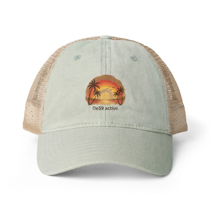 Women's Washed Mesh-Back Cap De59 active.