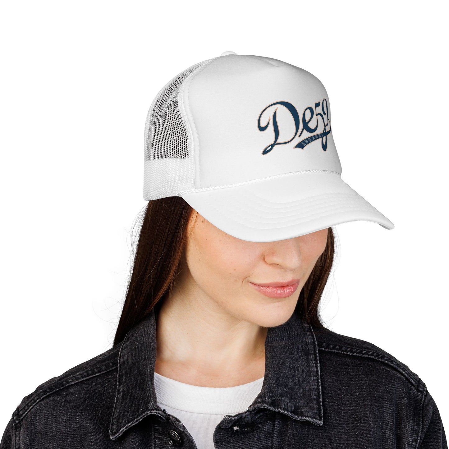 Stylish Embroidered Trucker Cap - Casual Headwear for Everyday Adventures